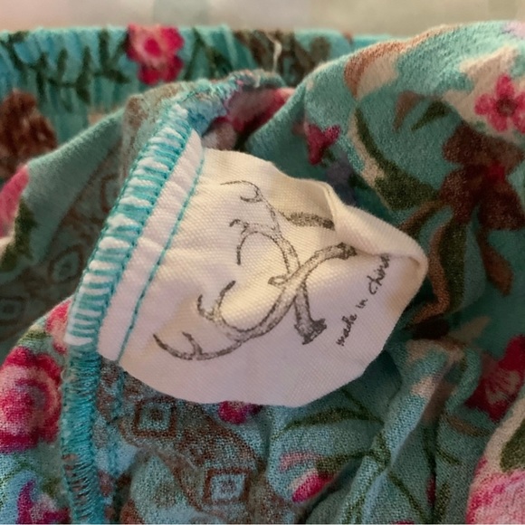 Spell babushka turquoise shorts size small - Picture 4 of 11